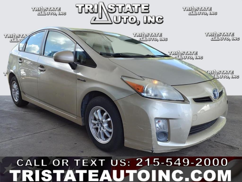2011 Toyota Prius Liftback 5D Two 1.8L Hybird
