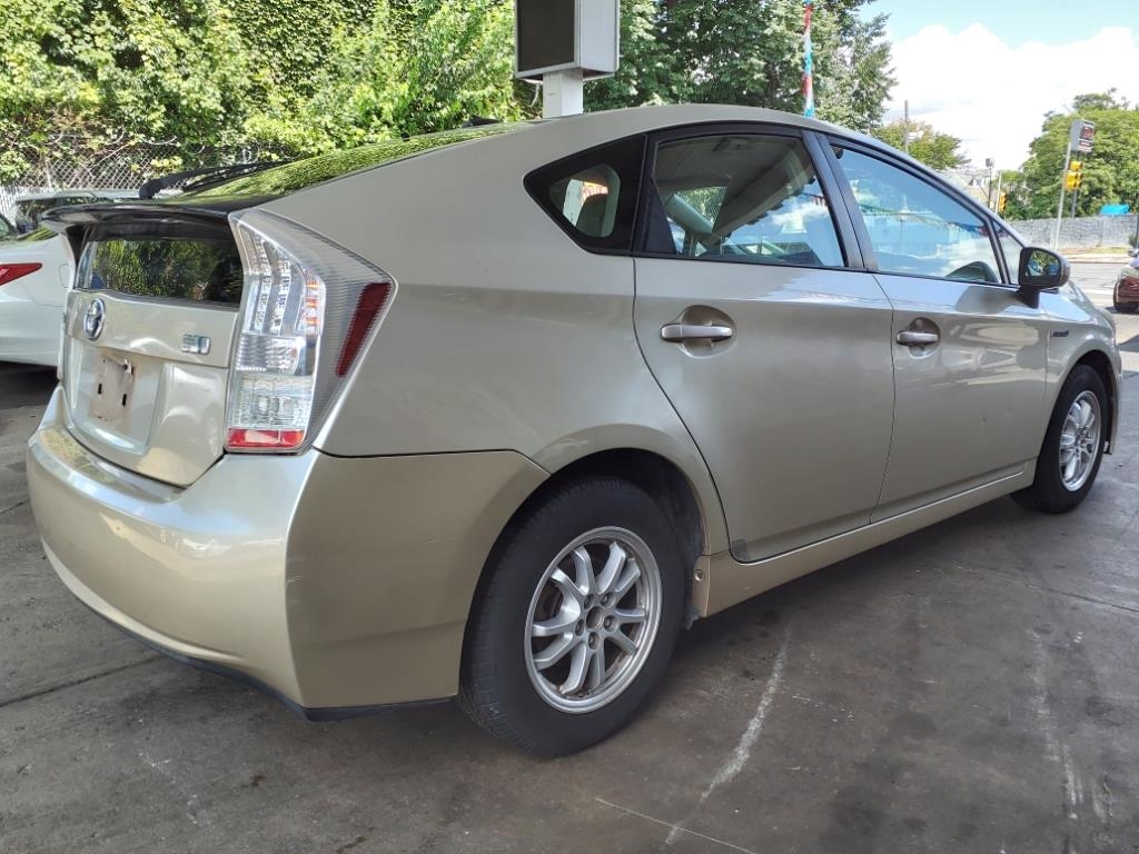 Toyota Prius  2011