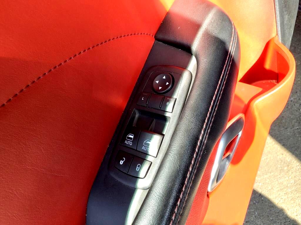 Dodge Challenger  2017