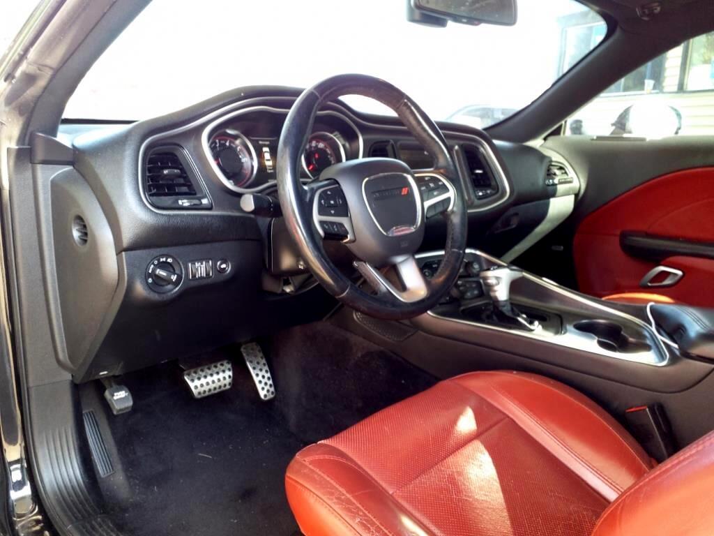 Dodge Challenger  2017