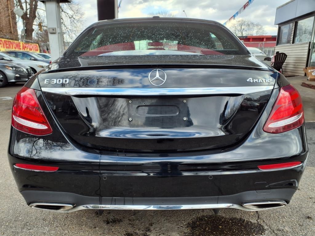 Mercedes-Benz E-Class  2019