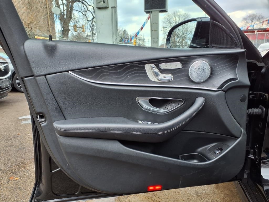 Mercedes-Benz E-Class  2019