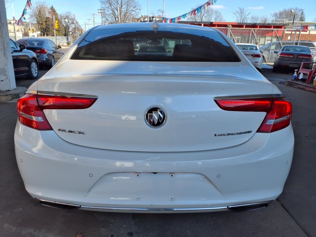 Buick LaCrosse  2017 Buick LaCrosse  2017