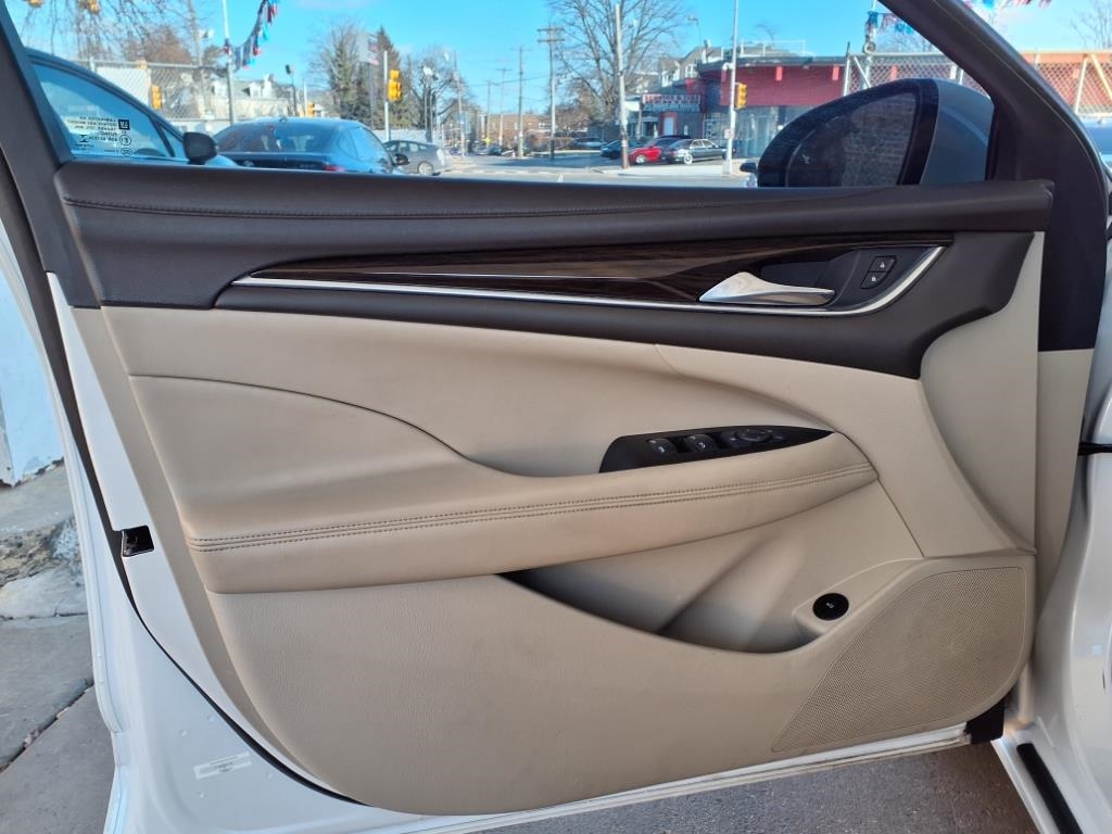 Buick LaCrosse  2017 Buick LaCrosse  2017