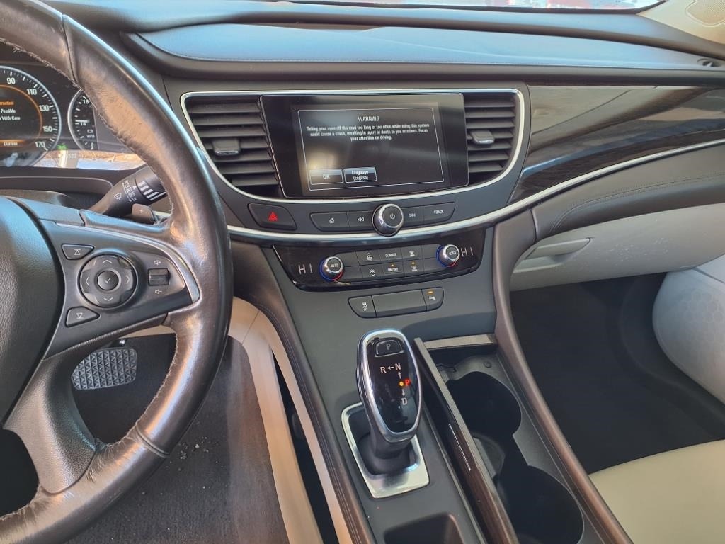 Buick LaCrosse  2017 Buick LaCrosse  2017