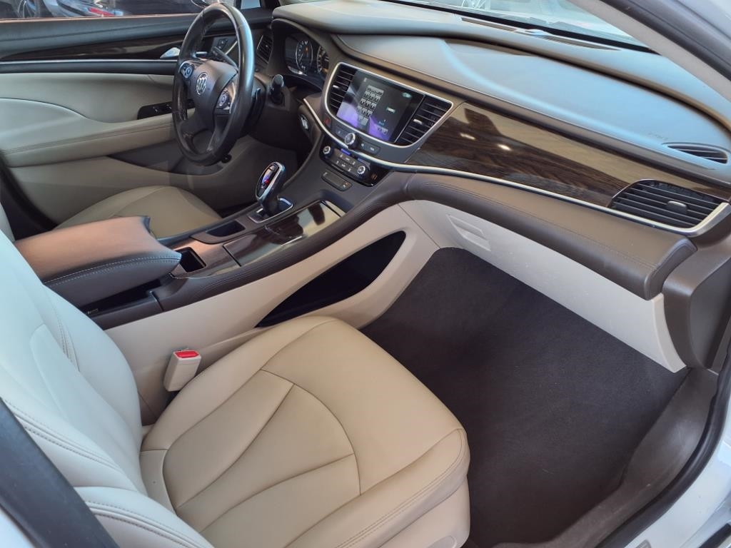 Buick LaCrosse  2017 Buick LaCrosse  2017