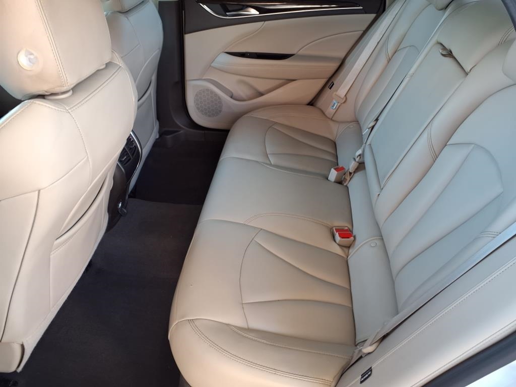 Buick LaCrosse  2017 Buick LaCrosse  2017