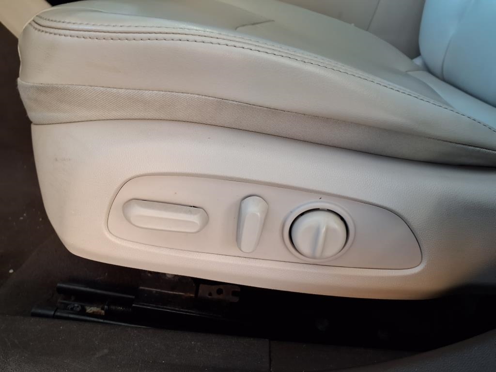 Buick LaCrosse  2017 Buick LaCrosse  2017