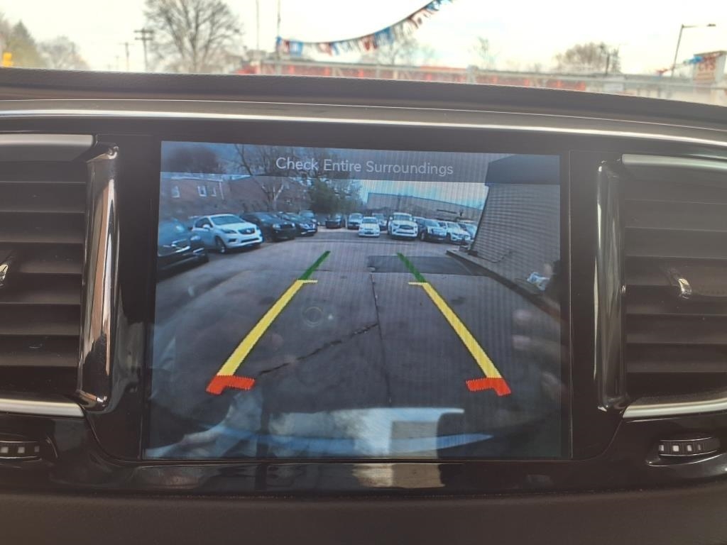 Chrysler Pacifica  2017