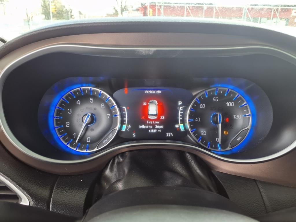 Chrysler Pacifica  2017