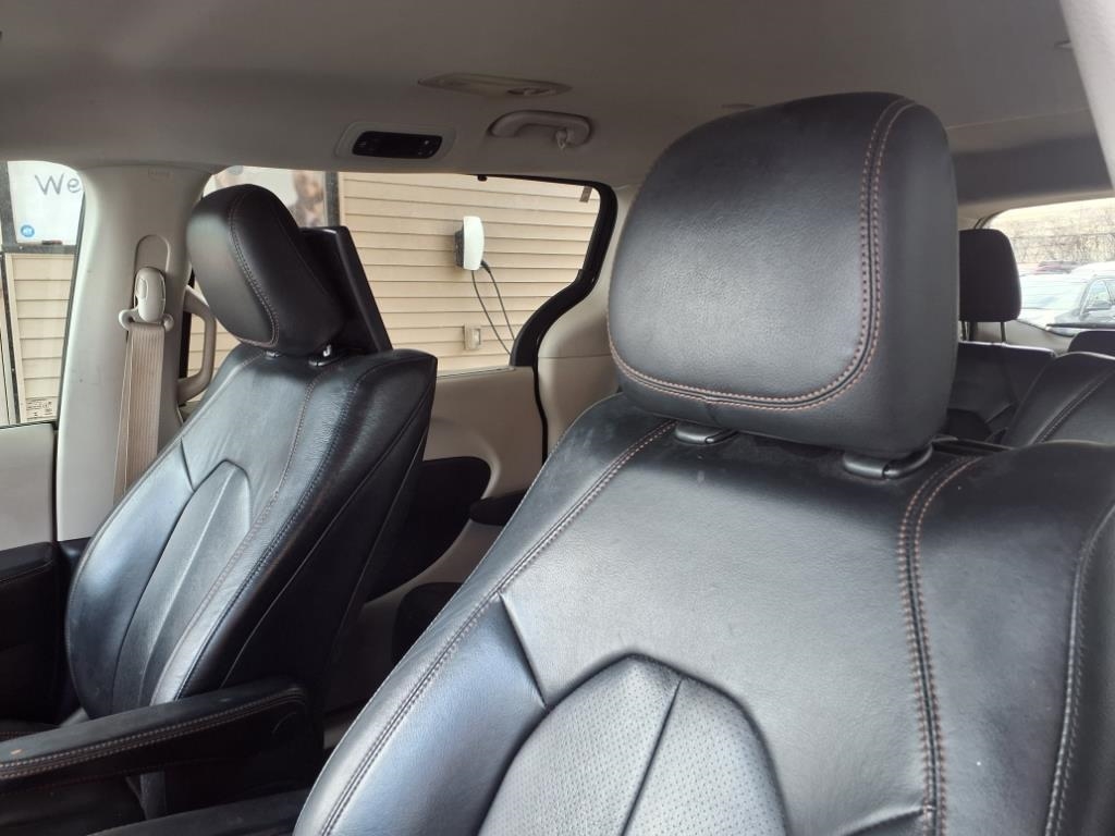 Chrysler Pacifica  2017