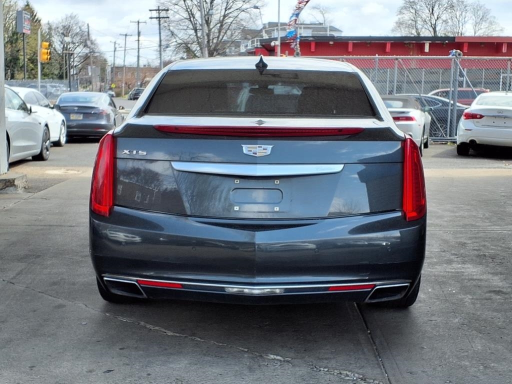 Cadillac XTS  2016