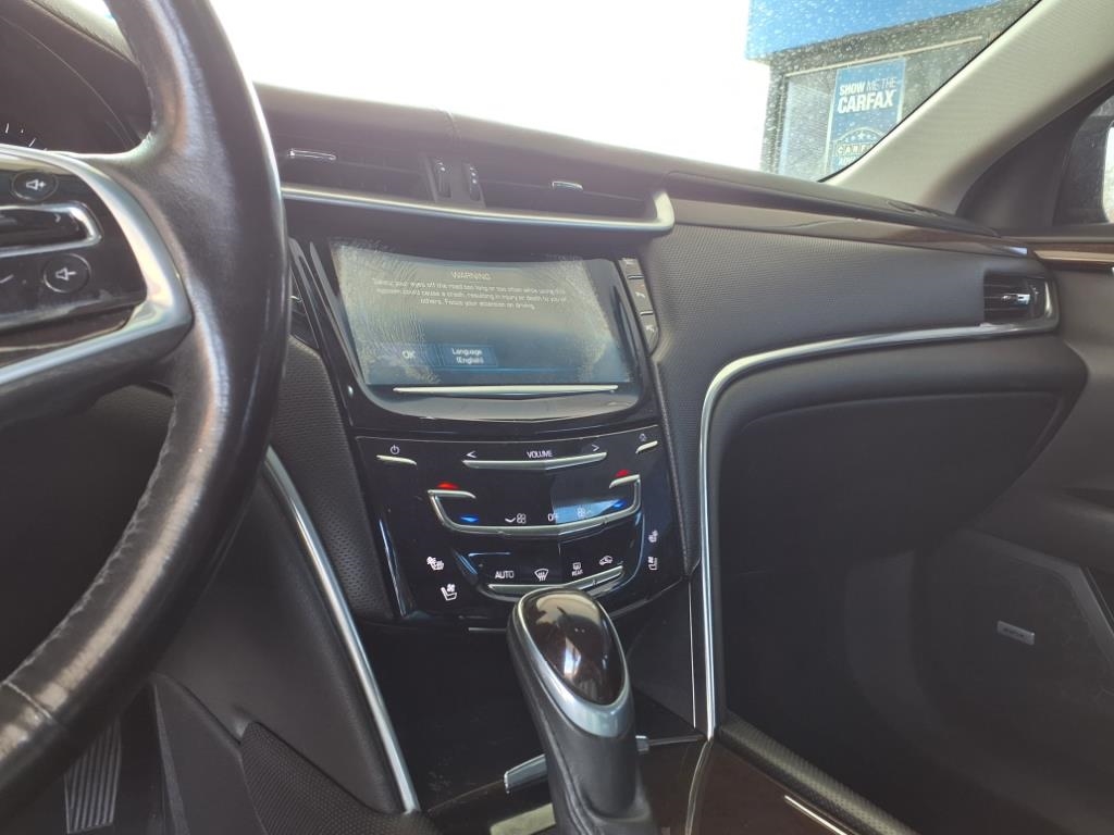 Cadillac XTS  2016