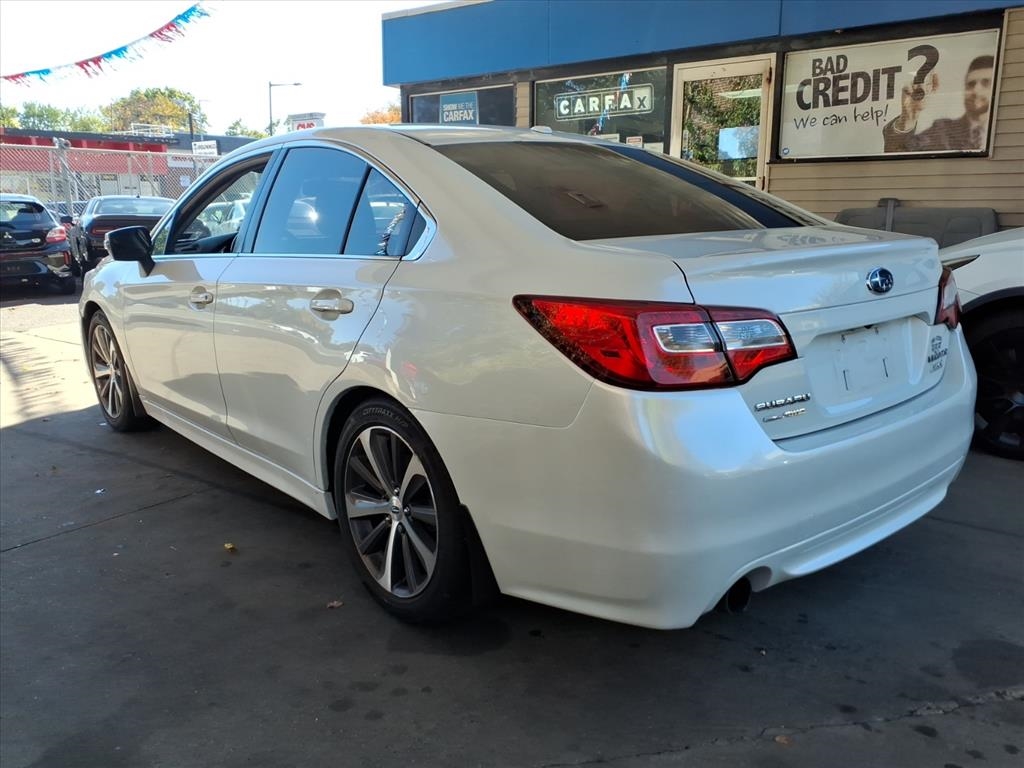 Subaru Legacy  2015