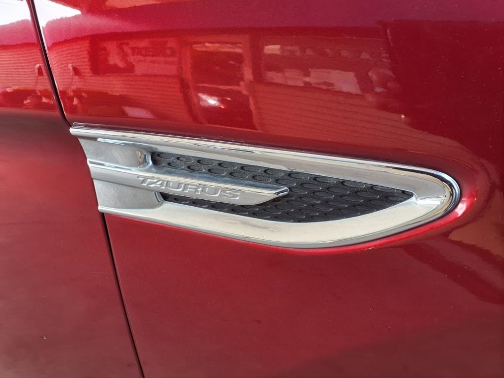 Ford Taurus  2015 Ford Taurus  2015
