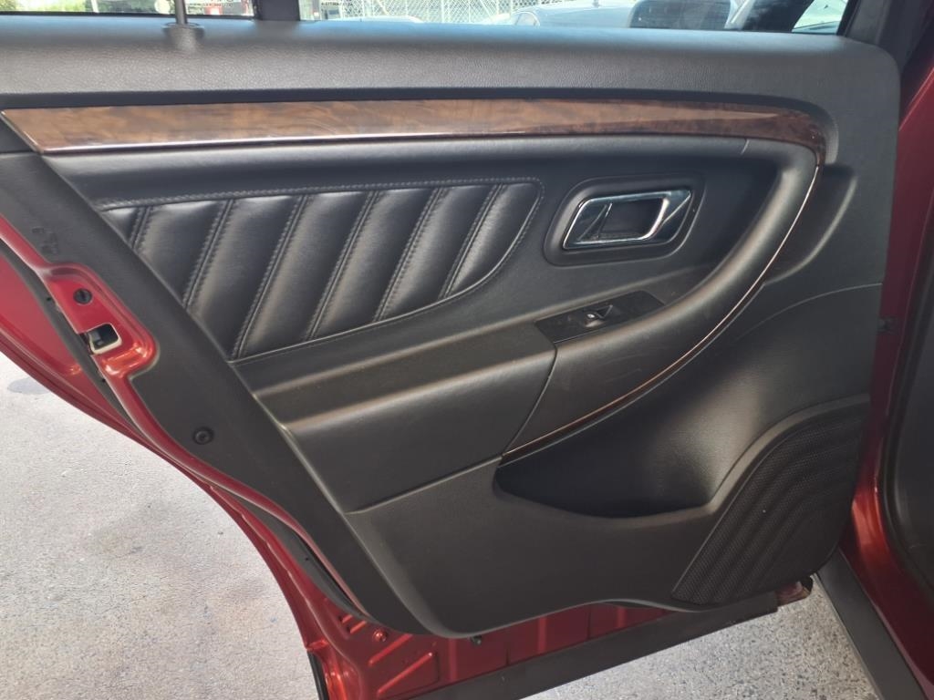Ford Taurus  2015 Ford Taurus  2015