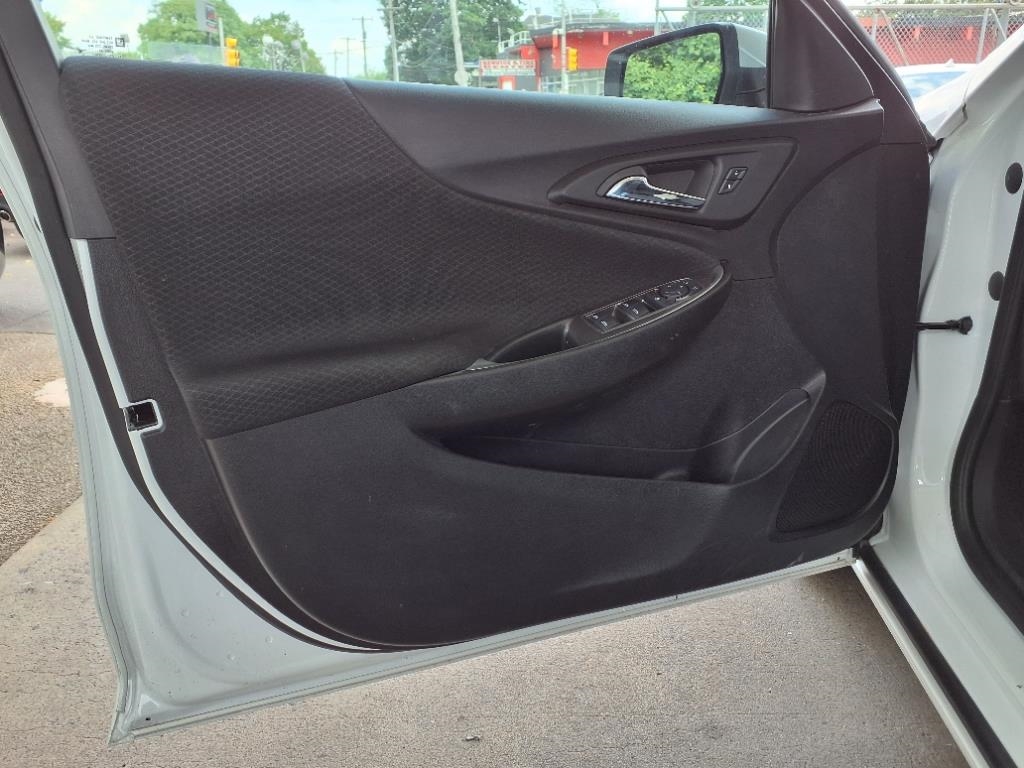 Chevrolet Malibu  2025