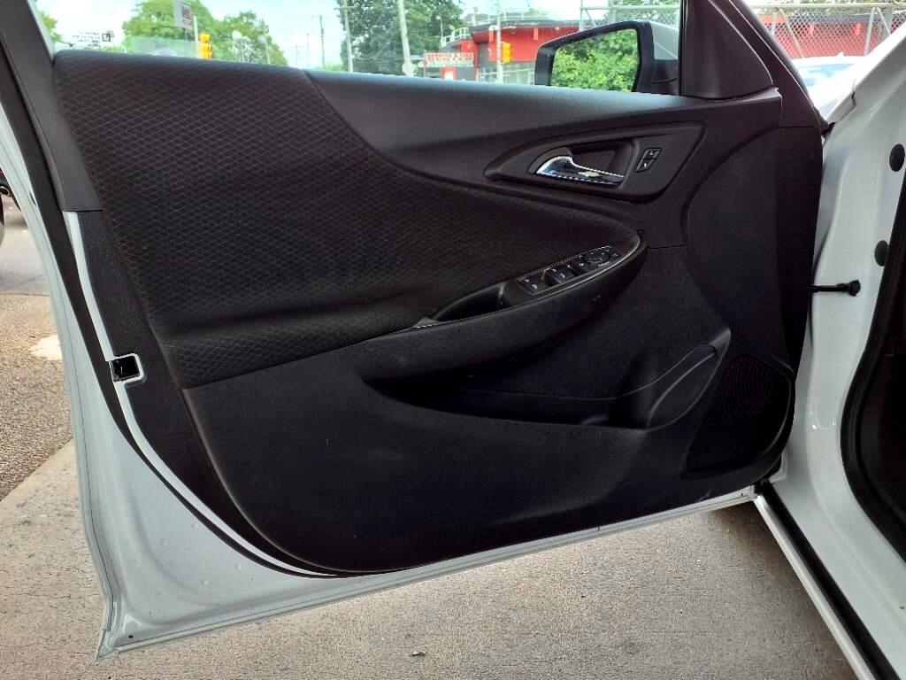 Chevrolet Malibu  2025