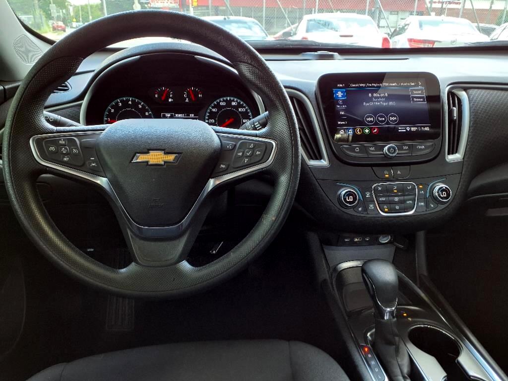 Chevrolet Malibu  2025