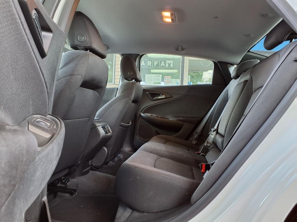 Chevrolet Malibu  2025