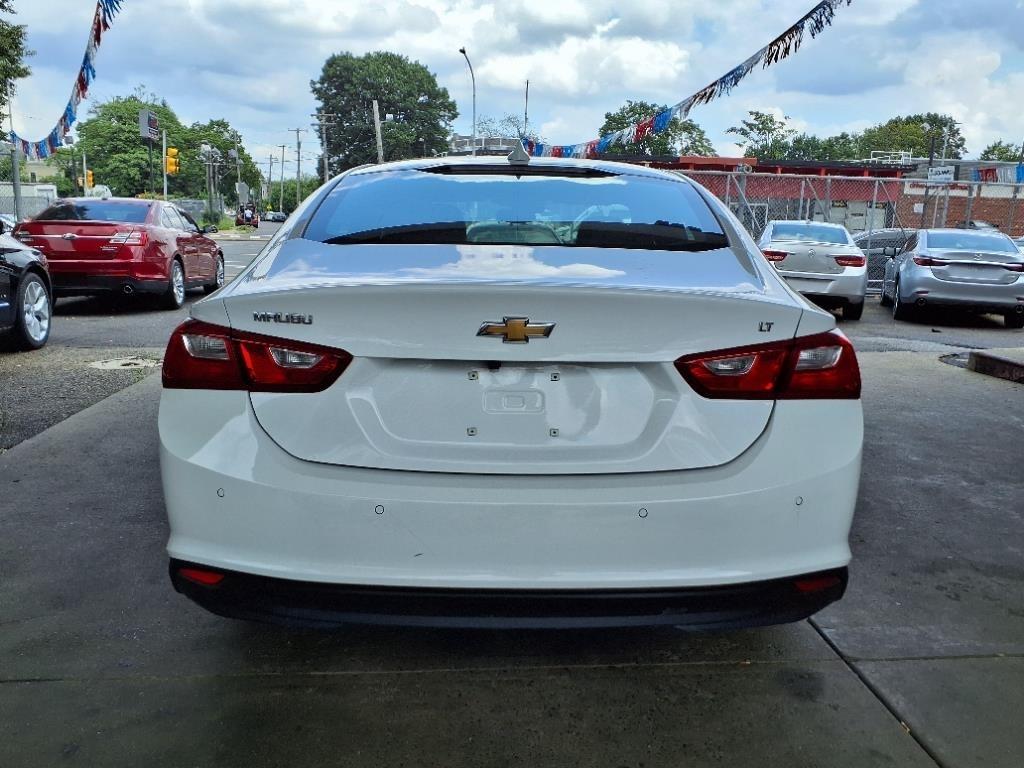 Chevrolet Malibu  2025