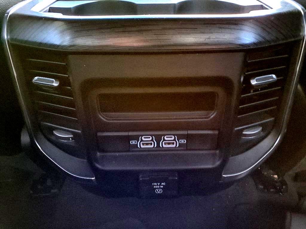 RAM 1500  2024