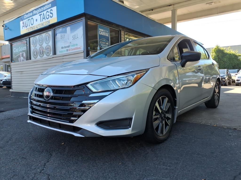 Nissan Versa  2024