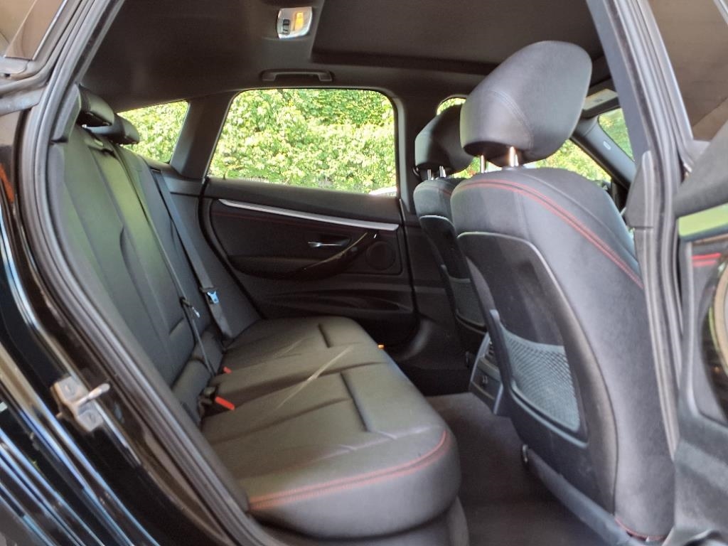 BMW 3 Series  2018 BMW 3 Series  2018