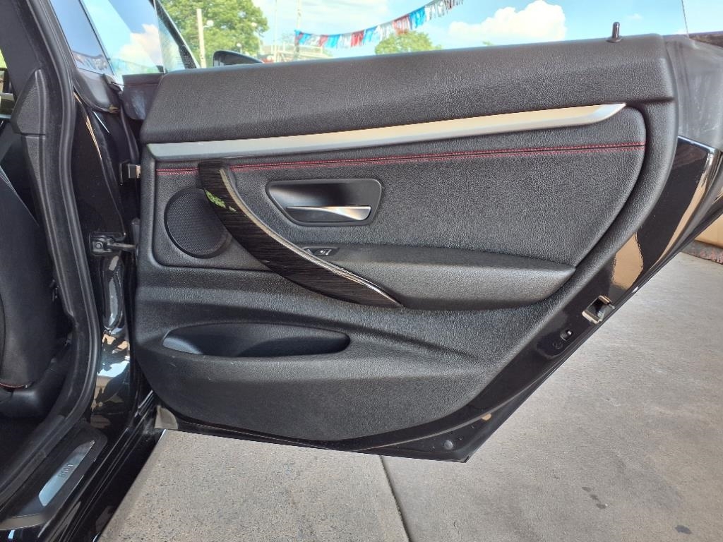 BMW 3 Series  2018 BMW 3 Series  2018