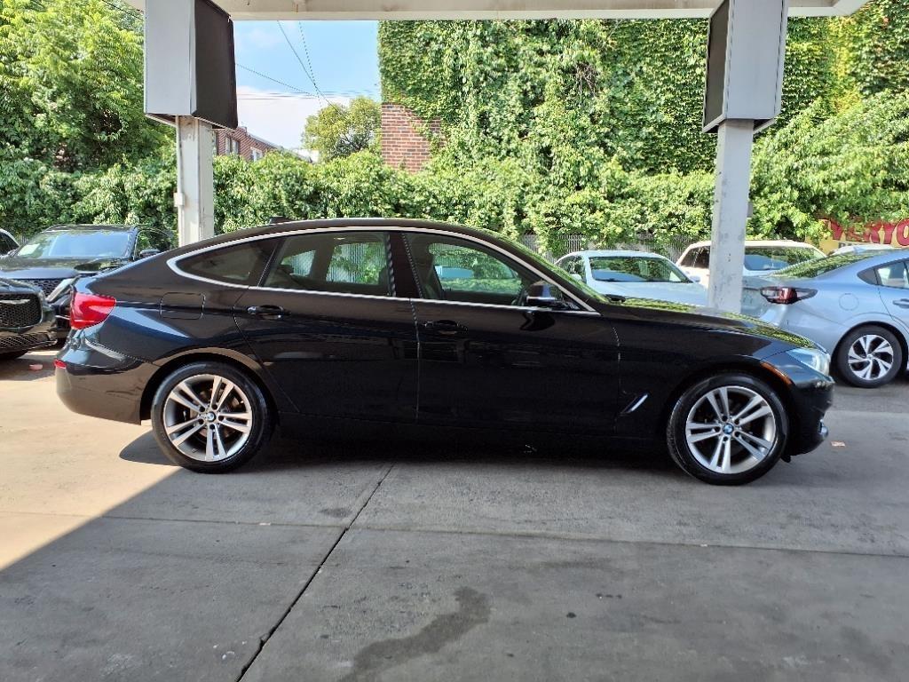 BMW 3 Series  2018