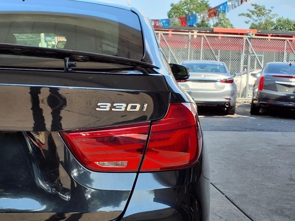 BMW 3 Series  2018