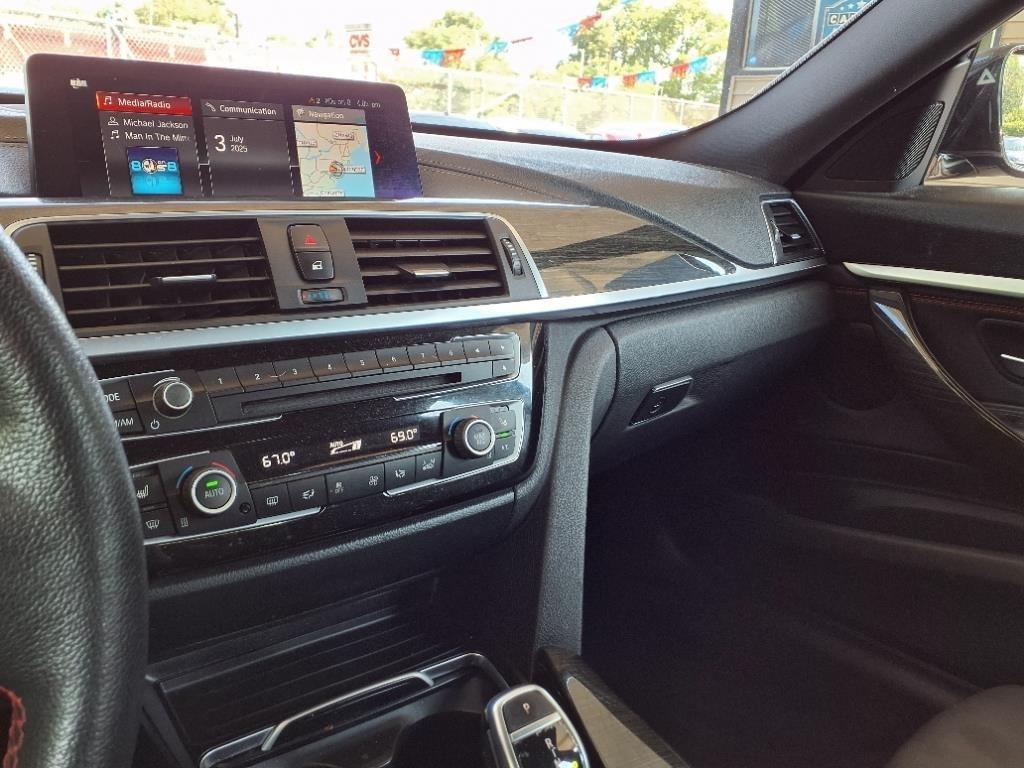 BMW 3 Series  2018