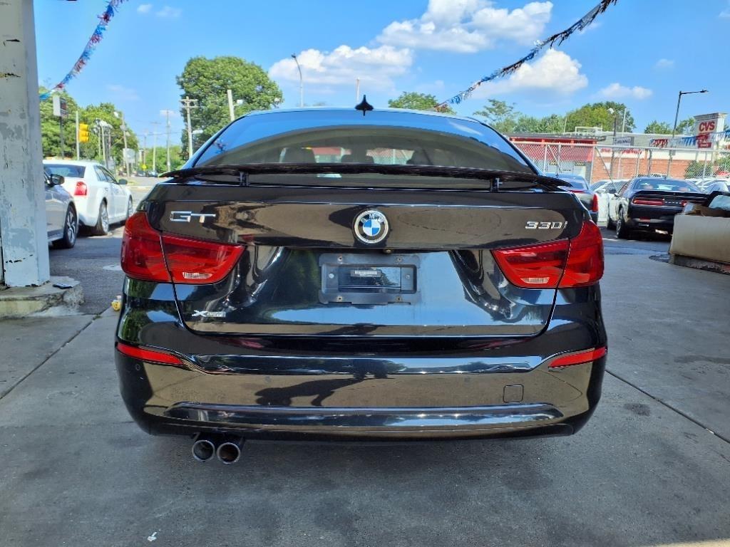 BMW 3 Series  2018