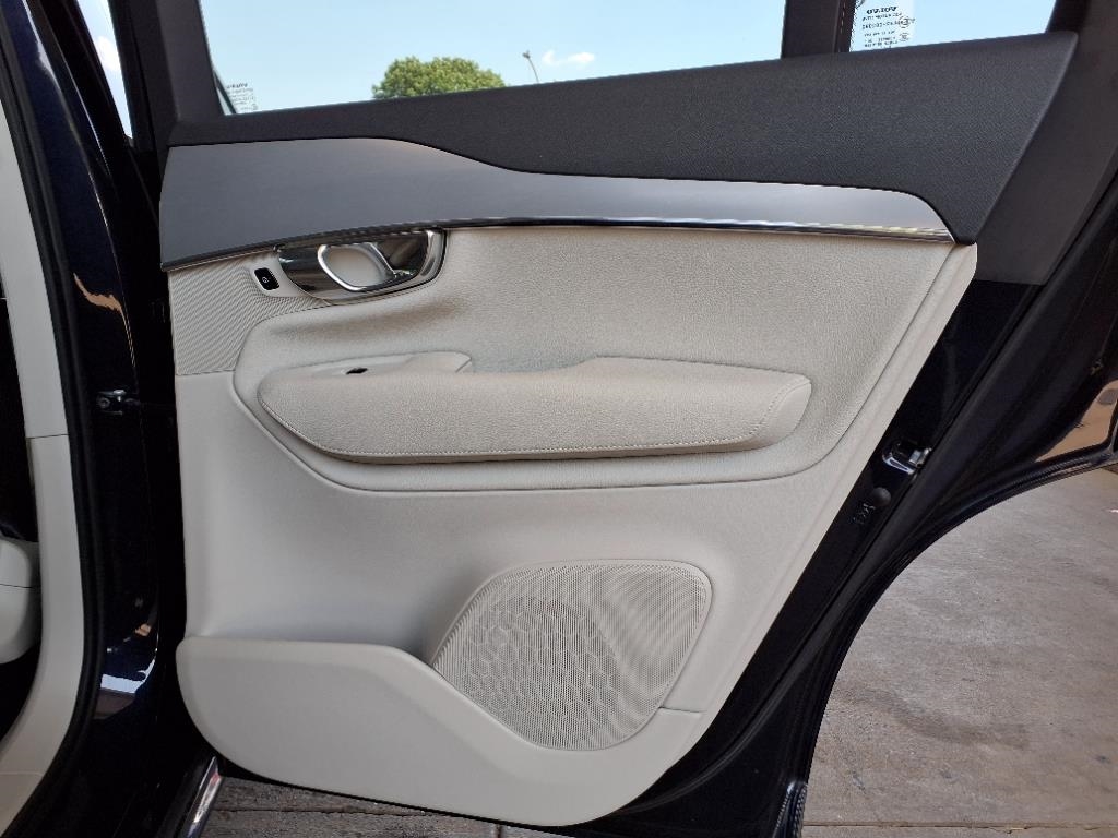 Volvo XC90  2016 Volvo XC90  2016