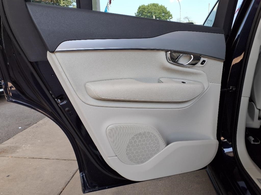 Volvo XC90  2016 Volvo XC90  2016