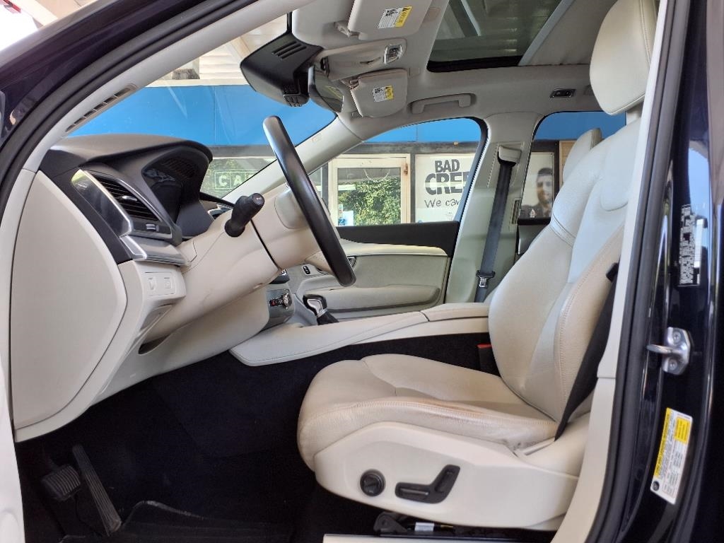 Volvo XC90  2016 Volvo XC90  2016