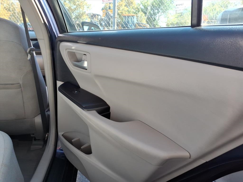 Toyota Camry Hybrid  2016