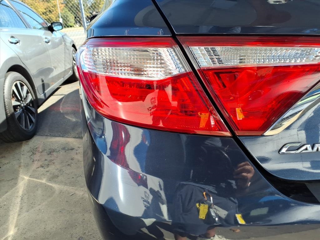 Toyota Camry Hybrid  2016