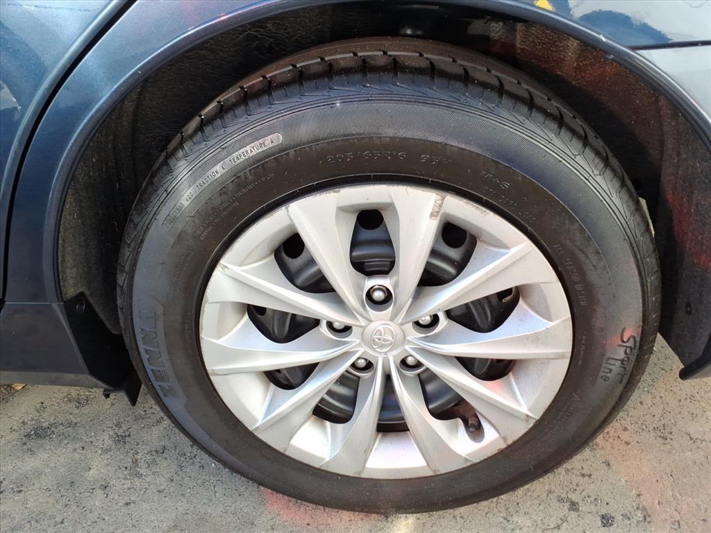 Toyota Camry Hybrid  2016