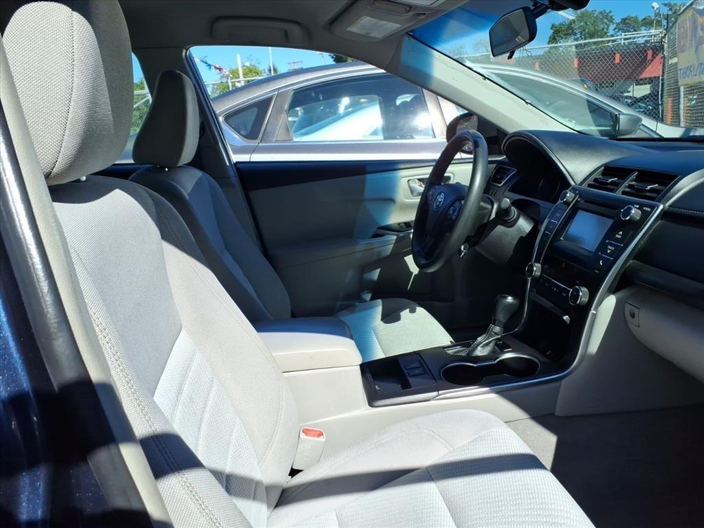 Toyota Camry Hybrid  2016