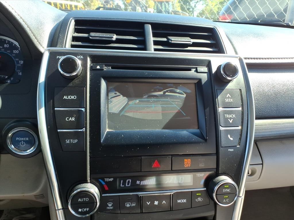 Toyota Camry Hybrid  2016