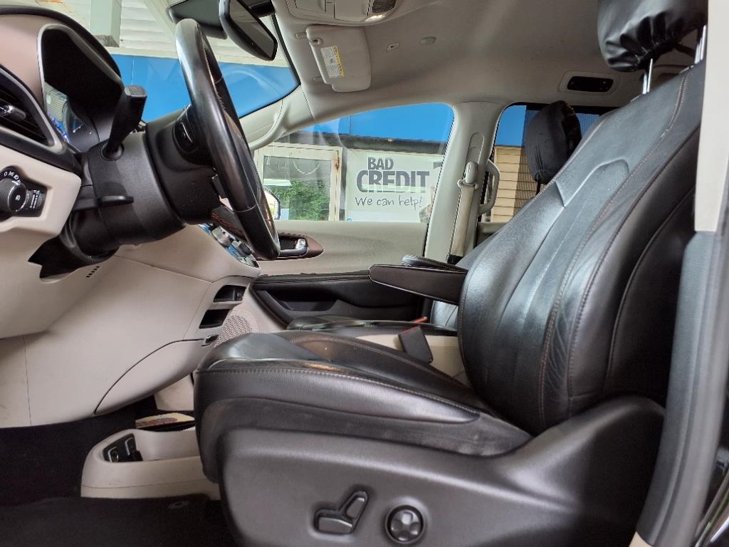 Chrysler Pacifica  2019