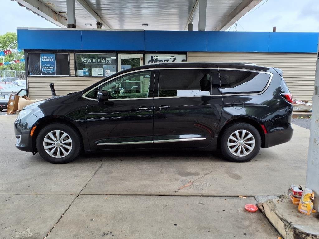 Chrysler Pacifica  2019