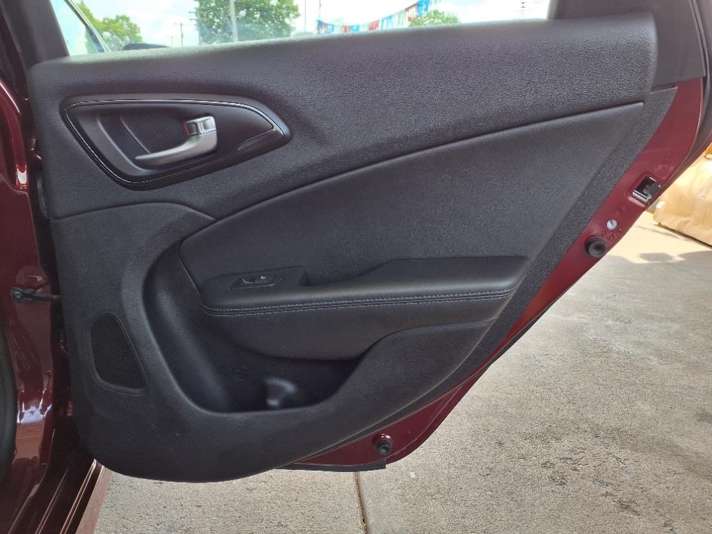 Chrysler 200  2016 Chrysler 200  2016