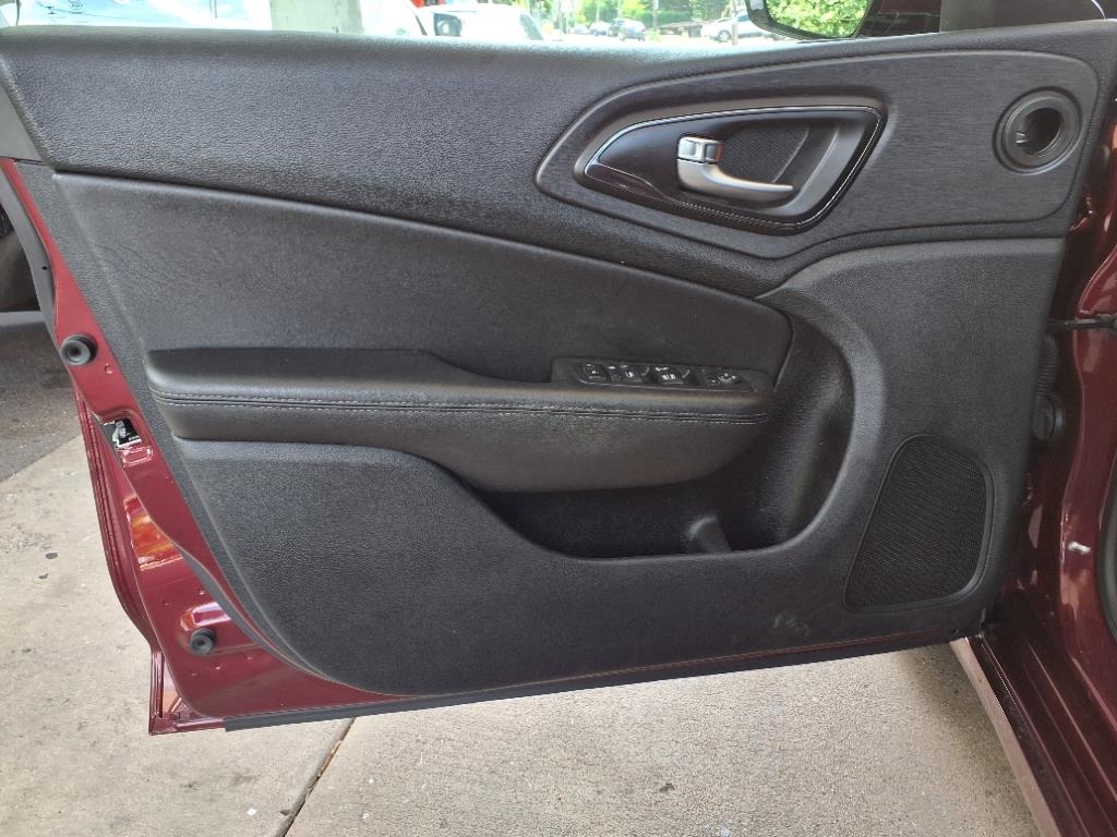 Chrysler 200  2016 Chrysler 200  2016