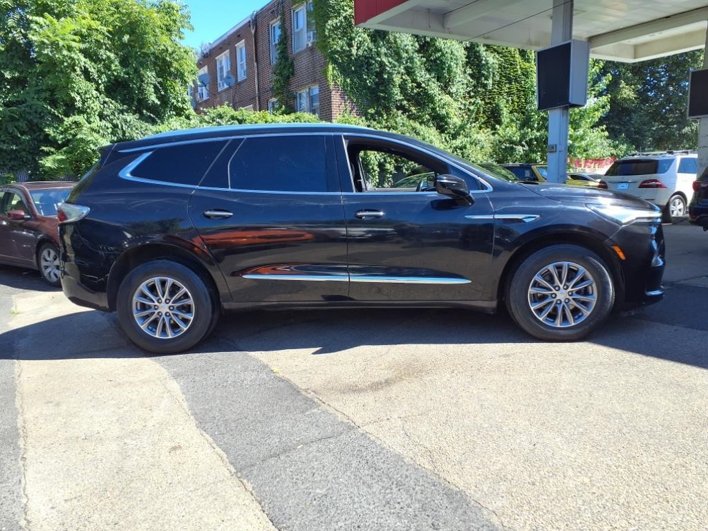 Buick Enclave  2022 Buick Enclave  2022