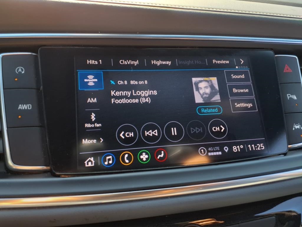 Buick Enclave  2022 Buick Enclave  2022