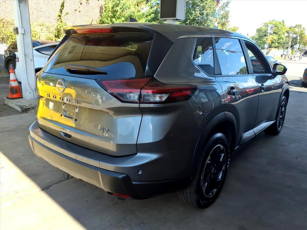 Nissan Rogue  2024