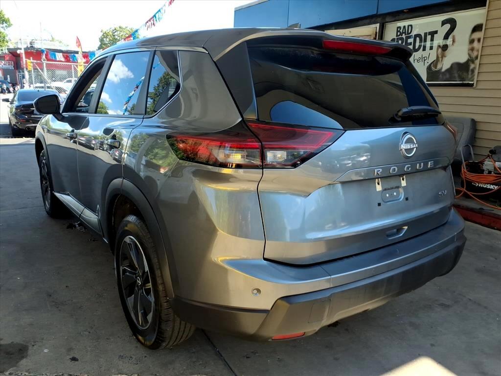 Nissan Rogue  2024