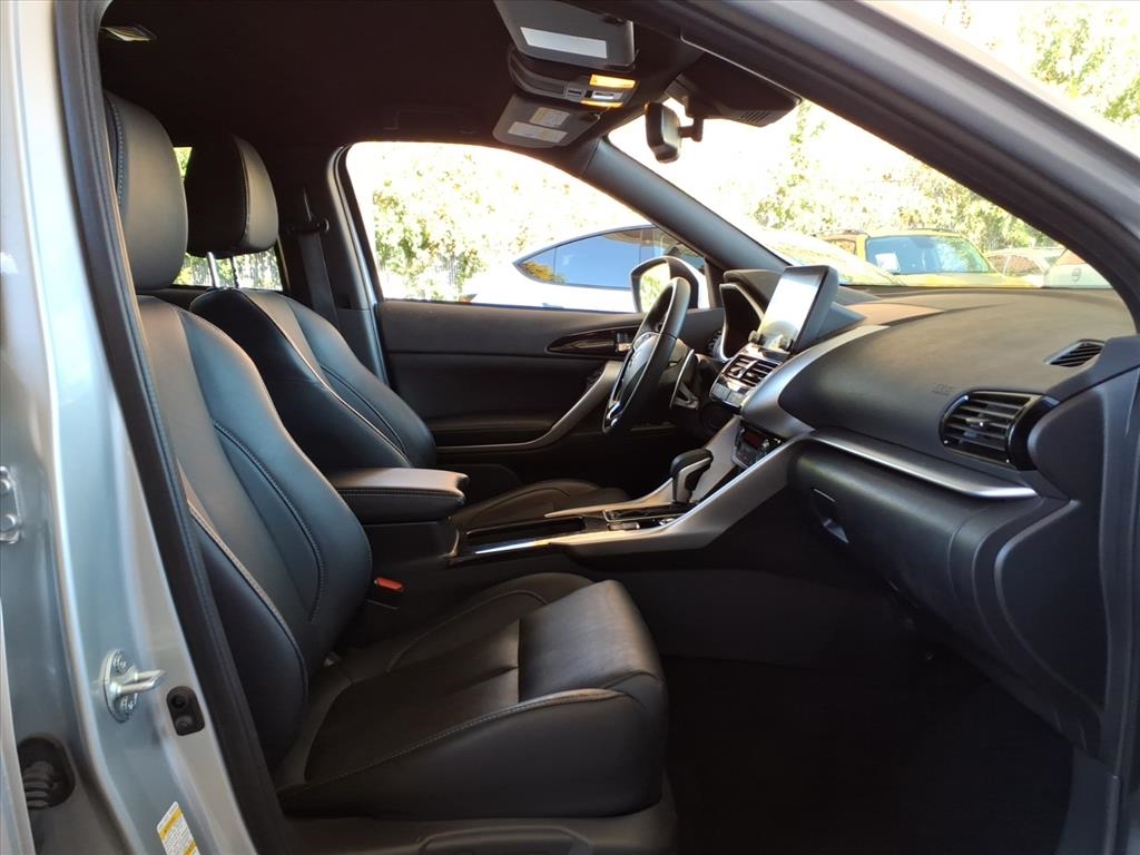 Mitsubishi Eclipse Cross  2024